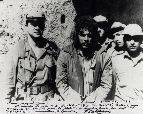 che guevara wallpapers. Che Guevara taken prisioner in